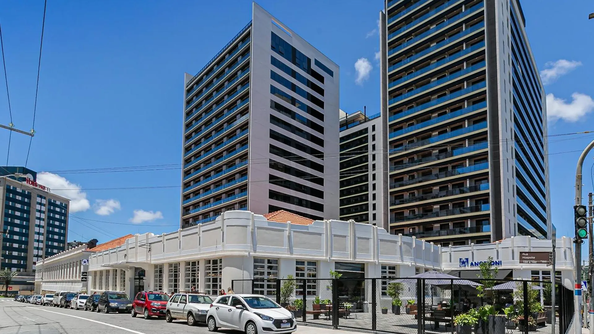 아파트 Studios Tower - Predio Com Piscina E Estacionamento Florianópolis 브라질