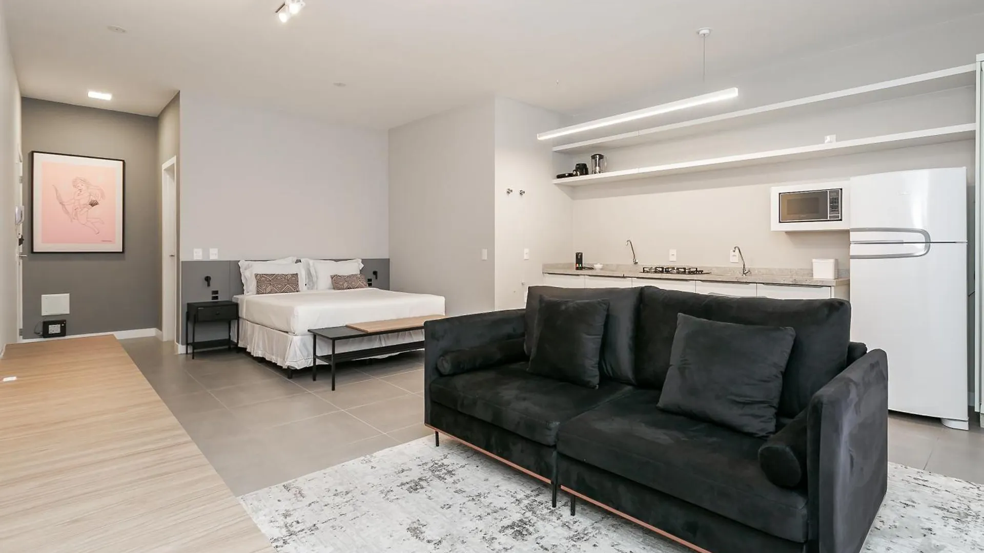 Studios Tower - Predio Com Piscina E Estacionamento Florianópolis