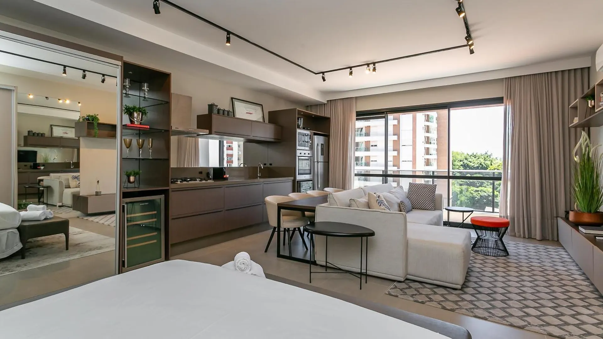 Apartment Studios Tower - Predio Com Piscina E Estacionamento Florianopolis Brazil